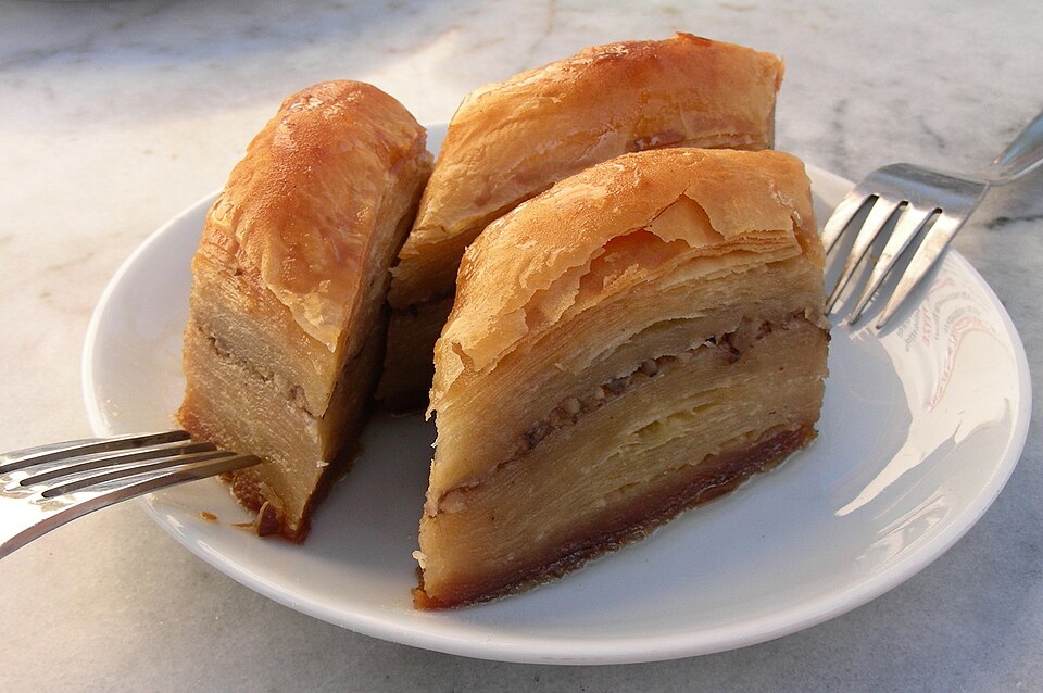 Baklava Tray (100 pieces) (illustrative stock photo)
